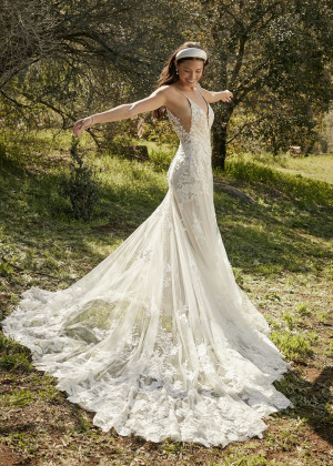 Beaded Straps Ivory Lace Tulle Open Back Sexy Wedding Dress Beaded Straps Ivory Lace Tulle Open Back Sexy Wedding Dress